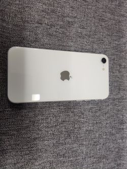 Iphone Se 2020 64gb  Unlock any sim
