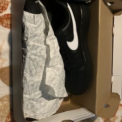 Air Force 1’s Black/White-Black Color Way Size 8