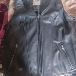 Harley Davidson Black Genuine Leather Zip-Up Biker Motorcycle Vest Womens Large

