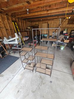 Shelf set
