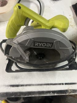 Ryobi 7 1/4 Circular Saw