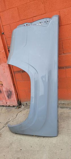 16 to 23 toyota r quarter panel oem