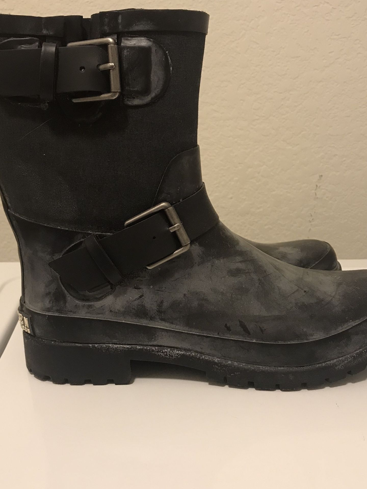 Ralph Lauren rain boots size 9 women