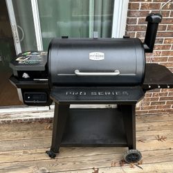 Pit Boss Pro Series Pellet Smoker