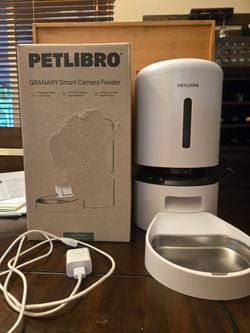 Automatic Pet Feeder