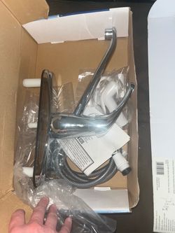 Single-Handle Standard Kitchen Faucet with White Side Sprayer in Chrome