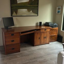 Executive Desk Mission Style Turned Oak