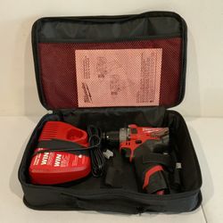 Milwaukee M12 FUEL 12-Volt Lithium-Ion Brushless Cordless 1/2 in. Hammer Drill With Battery And Charger