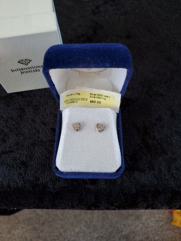 'BRAND  NEW "STERLING SILVER HEART EARRINGS HALLMARKED 925