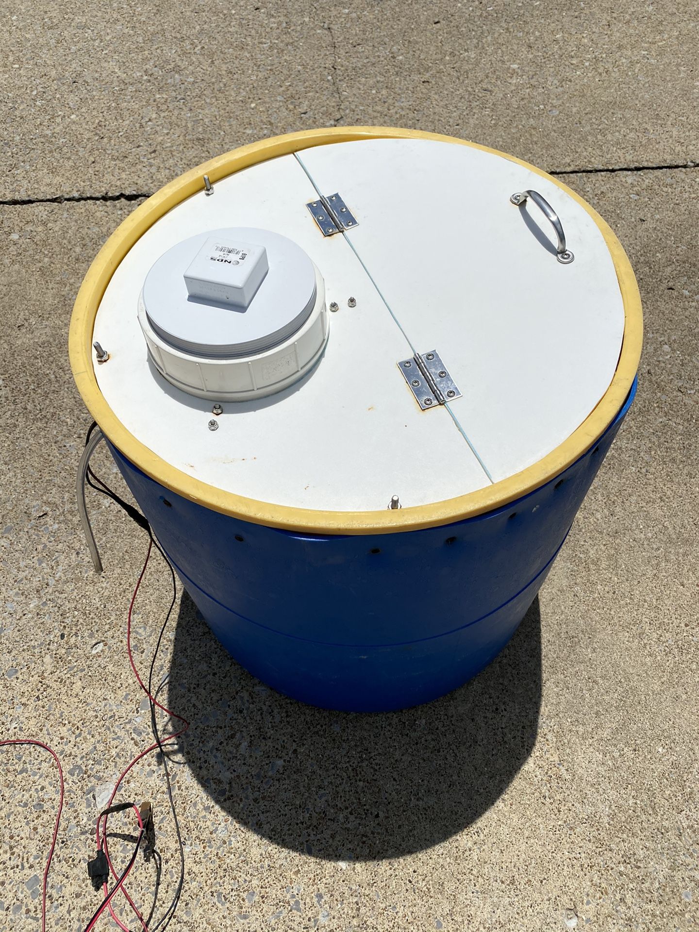 Bait Tank - 30 Gallon - 360 GPH Rule Pump - Dannco Venturi