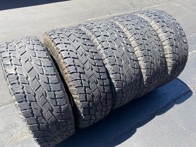 (5) 285/75R17 Toyo A/T Open Country - $525