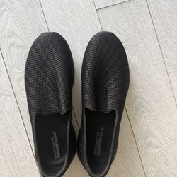 Black Skechers Shoes