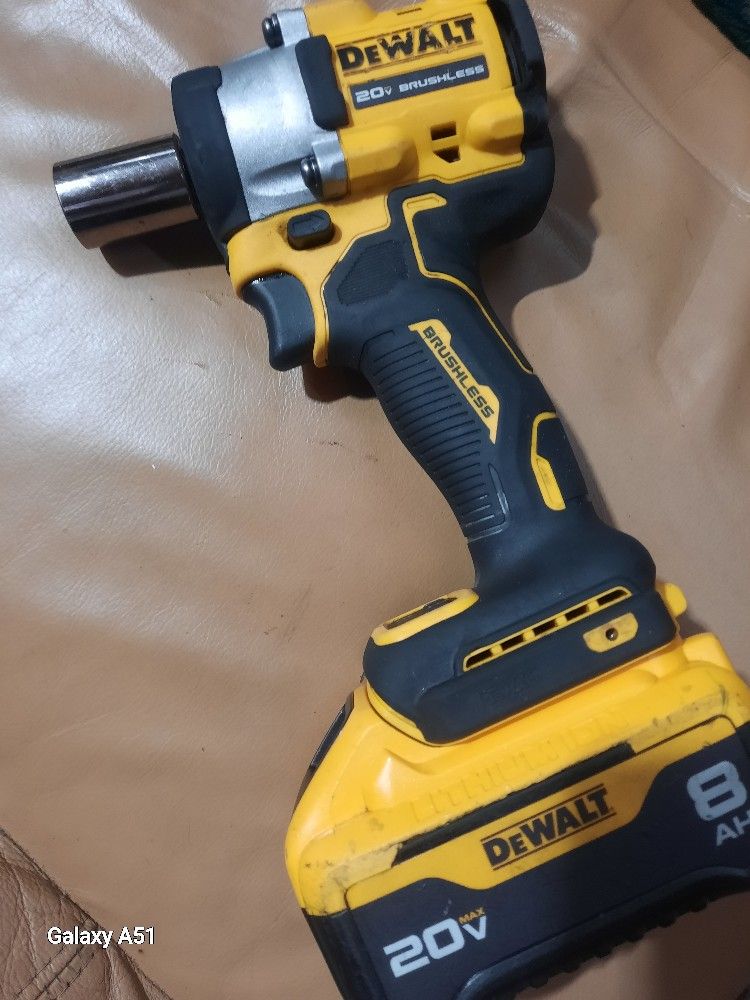 Dewalt 1/2 Compact Wrench