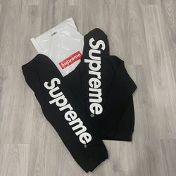 Black Supreme Satin Appliqué Set  Mens Size large! Brand new in bag with tags! 