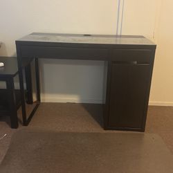 IKEA Micke Desk FOR SALE