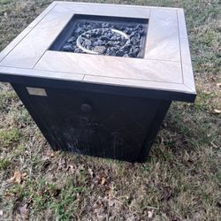 Outdoor Firepit Used Once. ..$125 Obo