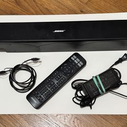 Gently used Bose Solo 5 TV Soundbar Model 418775 w Remote & Cables Tested Works