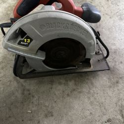 Black And Decker Circular Saw 