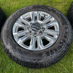 2020 GMC Denali 3500HD wheels & tires