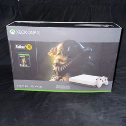 XBOX ONE X 1TB White Fallout 76 Bundle