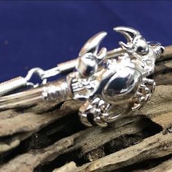 *SALE* Sea Life Crab Bangle Bracelet with Dangle Crab Charm *See My Other 300 Items*