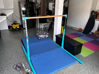 Gymnastics Bar only ( No floor mat)