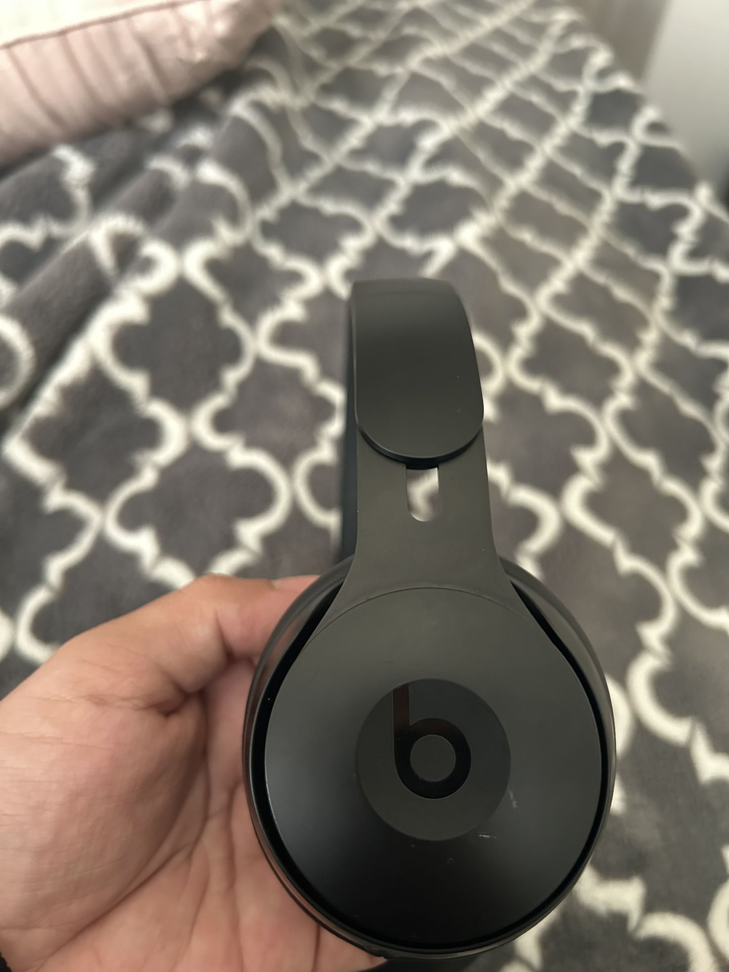 Beats Solo pro