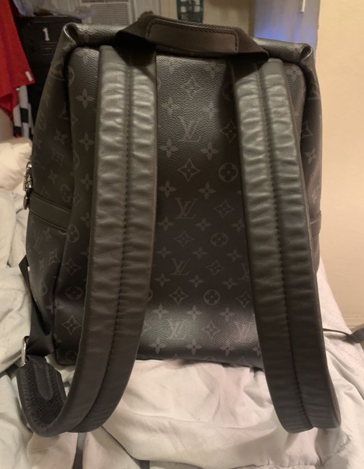 Louis Vuitton Monogram Eclipse Coated Canvas Discovery Backpack for Sale in  Huntington Park, CA - OfferUp