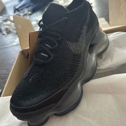 NIKE AIR MAX SCORPION FLYKNIT - BLACK/ ANTHRACITE