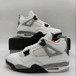 Jordan 4’s Cements & Midnight Navy 