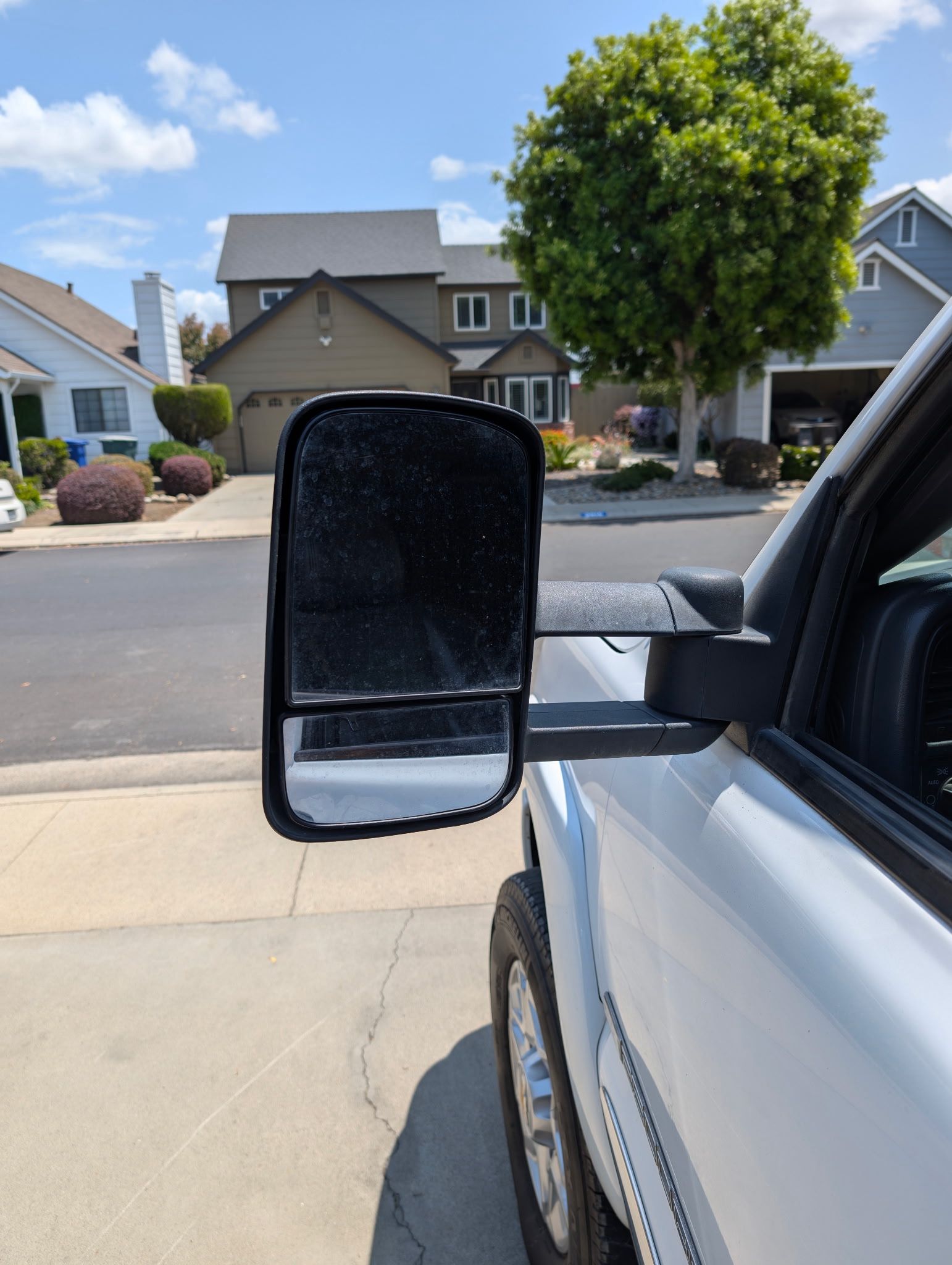 Truck mirrors