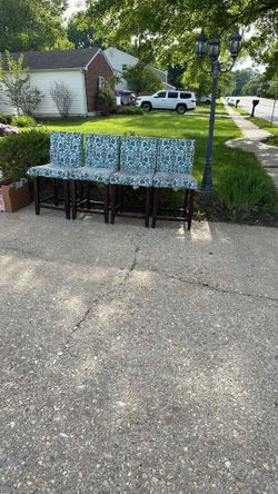 FREE!!! kitchen counter height stools - on tree lawn on silverside road between Shipley and 202 (3319)