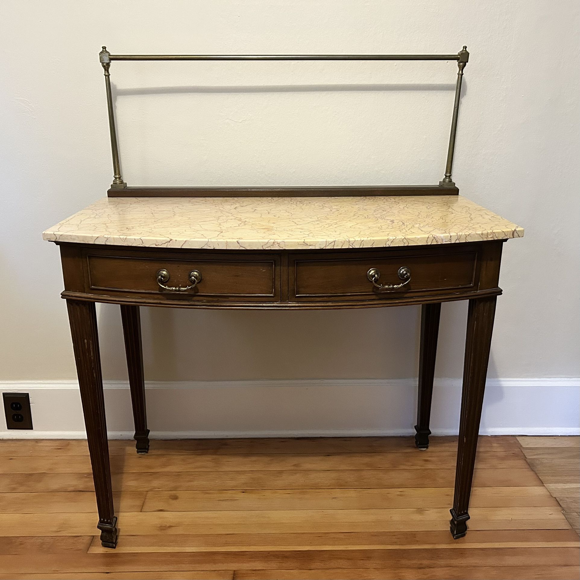 Vintage Wash Table / Vanity