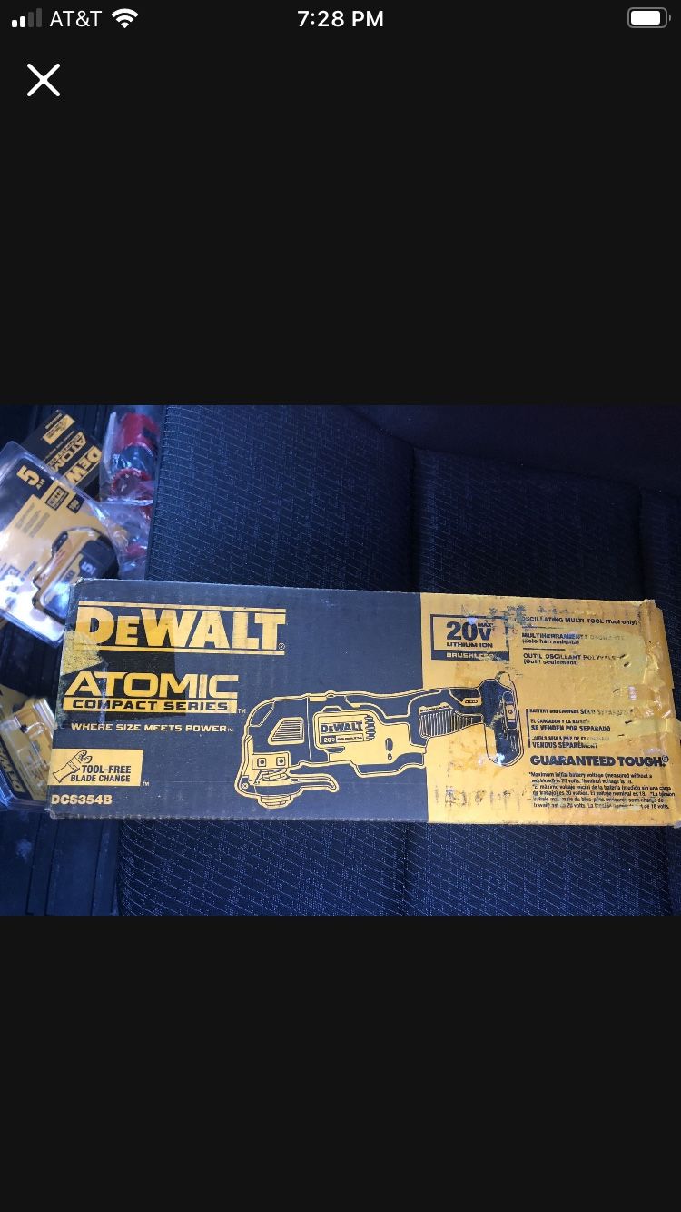 Brand New DEWALT ATOMIC 20V MAX Cordless Brushless Oscillating Multi Tool (Tool Only)