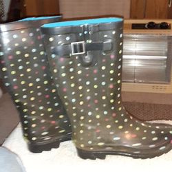 Two Pair Women's Rain Boots Size 7