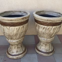 New Flower Pots Made Out Of Clay 