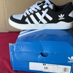 Adidas Originals Sneakers