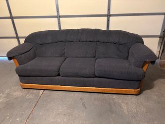 FREE Couch/Hideabed