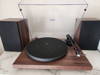 Crosley C62 Vinyl Record Player with Speakers and Bluetooth - Audio Turntables