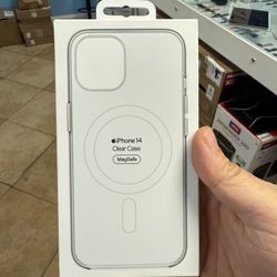 iPhone 14 MagSafe Clear Case