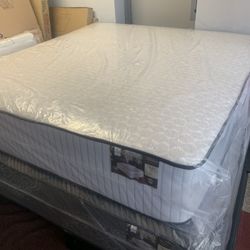 🚚 MÁTTRESS SALE BRAND NEW. TWIN SIZE BED. $117.FULL SIZE MATTRESS $179. QUEEN SIZE $200 KING SIZE MATTRESS $375. LOCATION 303 POCASSET AVE PROVIDENCE
