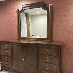 Dresser with mirror & bed frame 