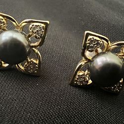 Natural pearls Gold Plated Earrings