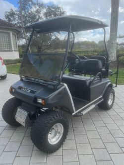 Lifted Club Car DS Golf Cart