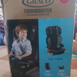 Graco Turbobooster Baby Car Seat.