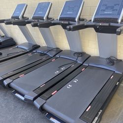 FreeMotion 10.7 Reflex Treadmill for Sale in Riverside CA OfferUp
