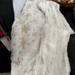 Tree Skirts And 2 Boots