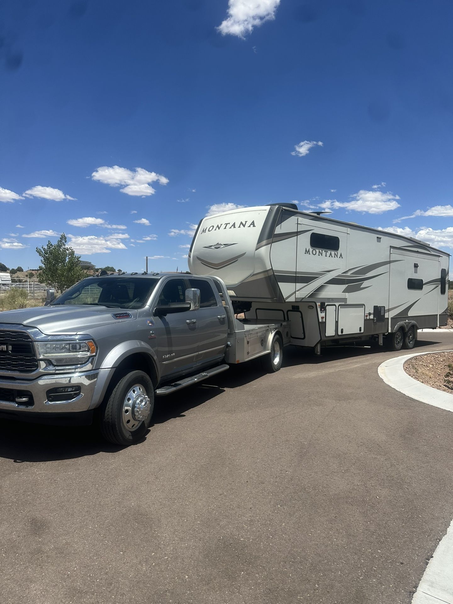 5th Wheel Toy hauler Mover