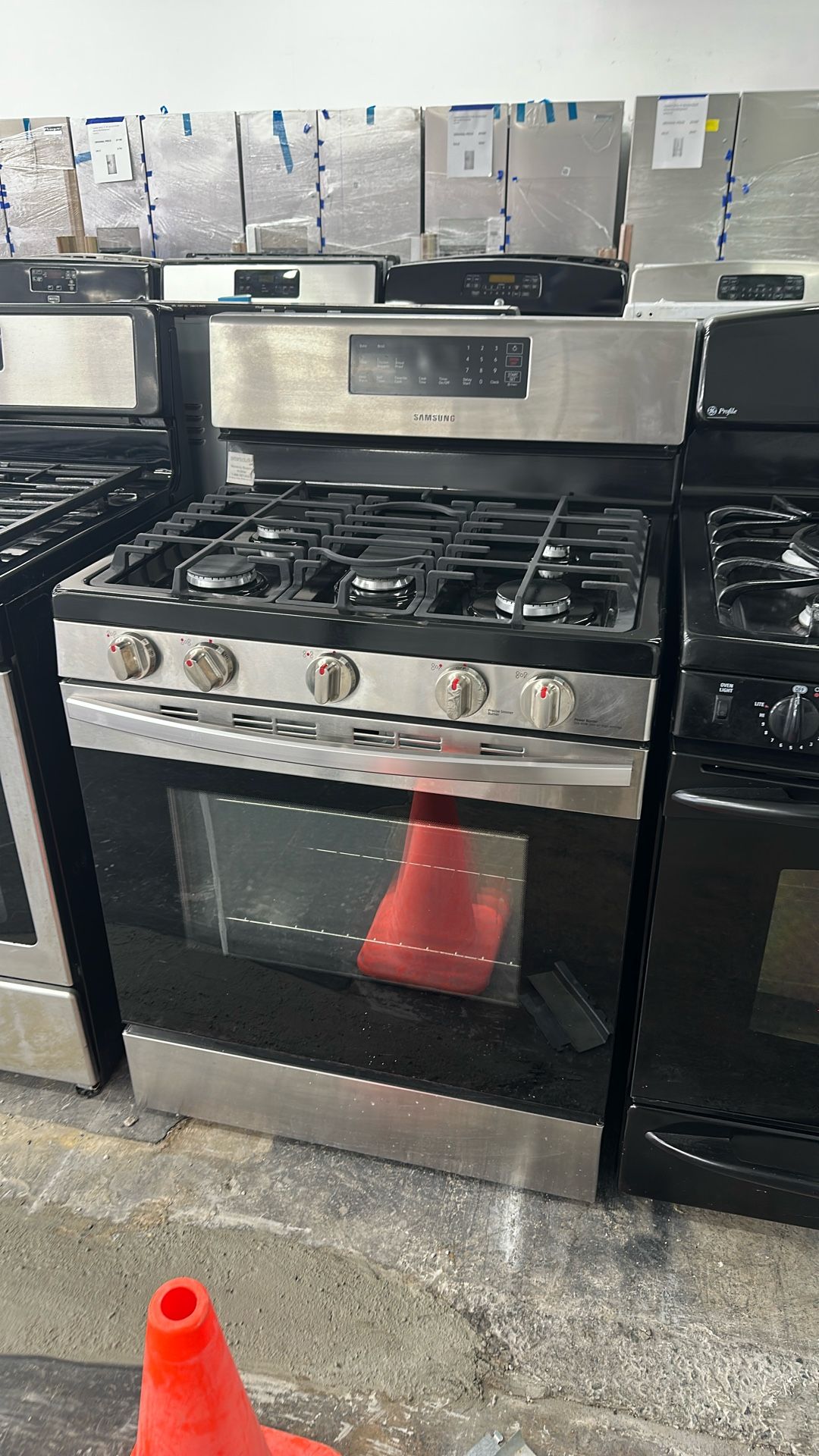 Samsung Stainless Steel Gas Stove With 5 Burners