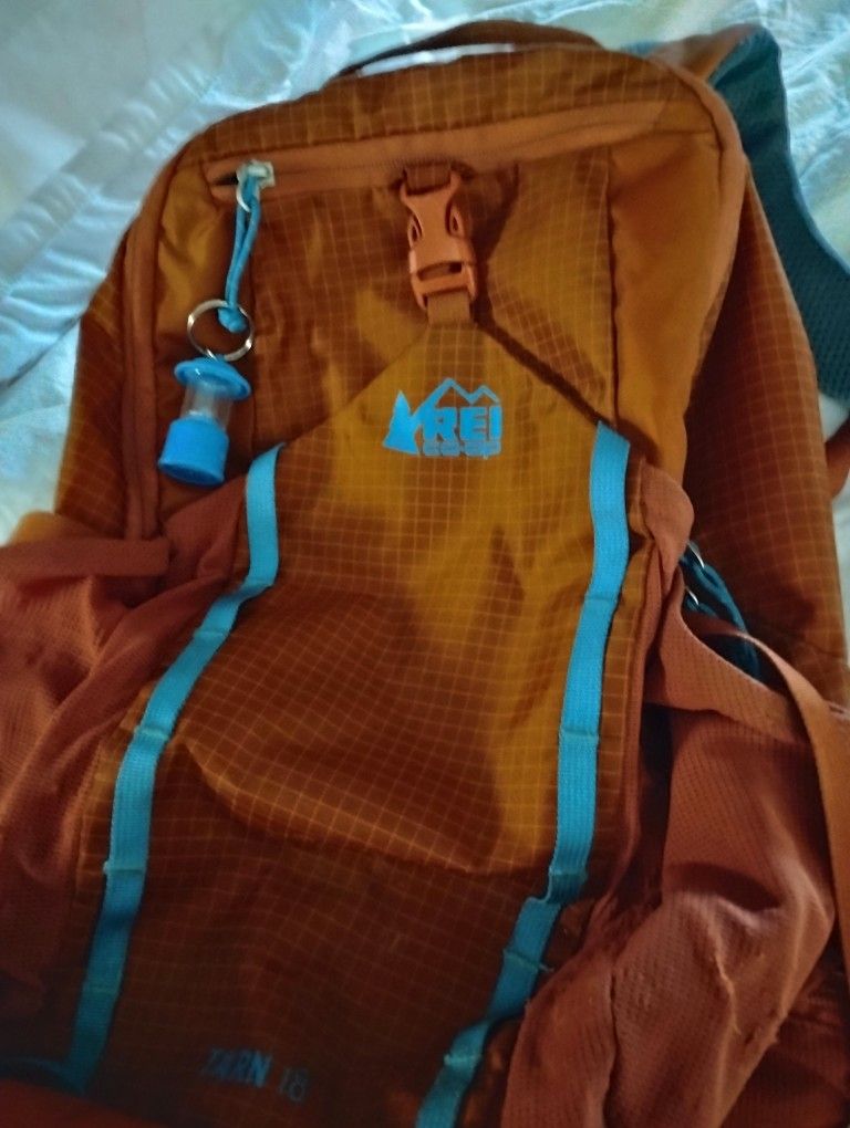 REI Tarn Kids Backpack